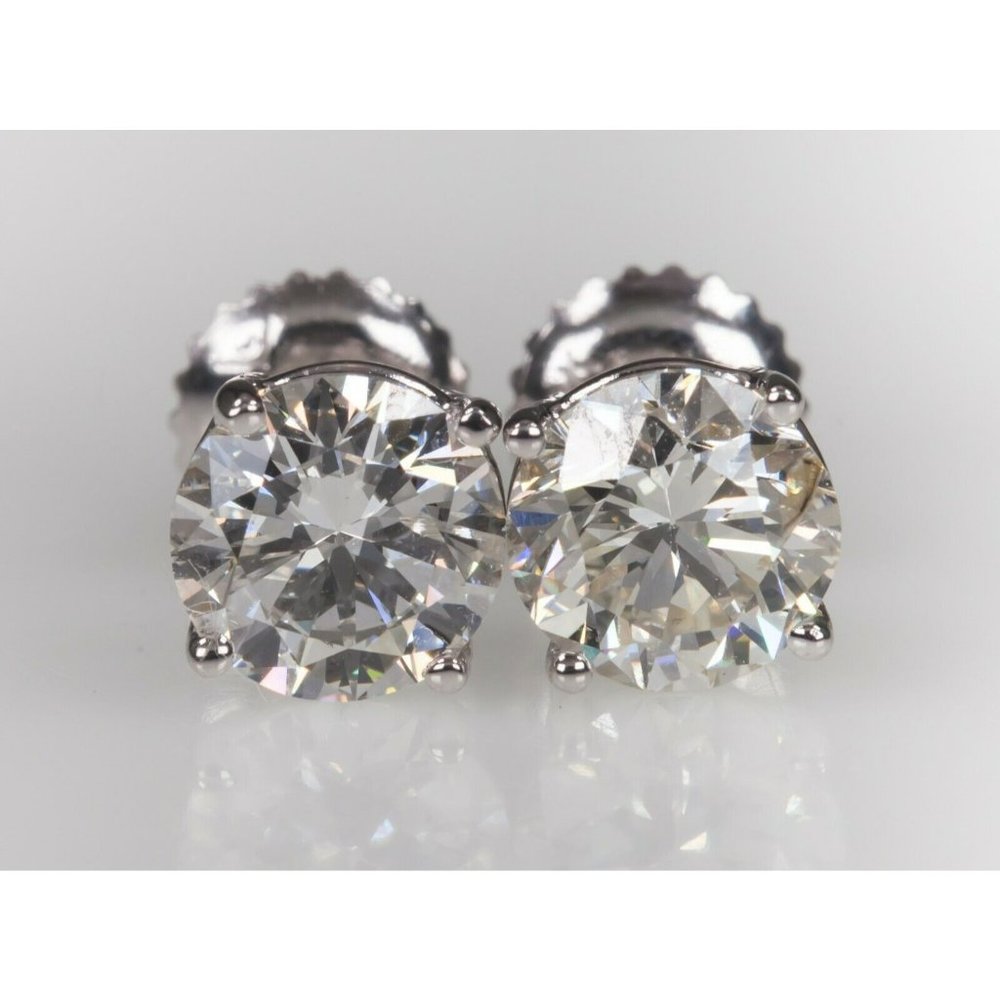 Gorgeous 2.10 Ct Round Diamond Stud Earrings in 14k White Gold H-SI2